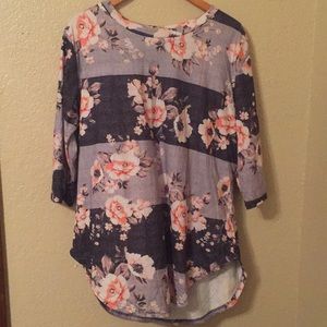 Long sleeve purple striped flower shirt 💜💗🌸